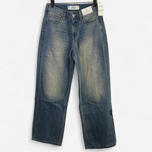 Hollister High Rise Baggy Jeans